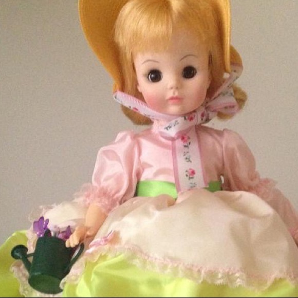 ❌SOLD!❌Vintage Madame Alexander collectible “Mary, Mary”doll - Picture 12 of 12